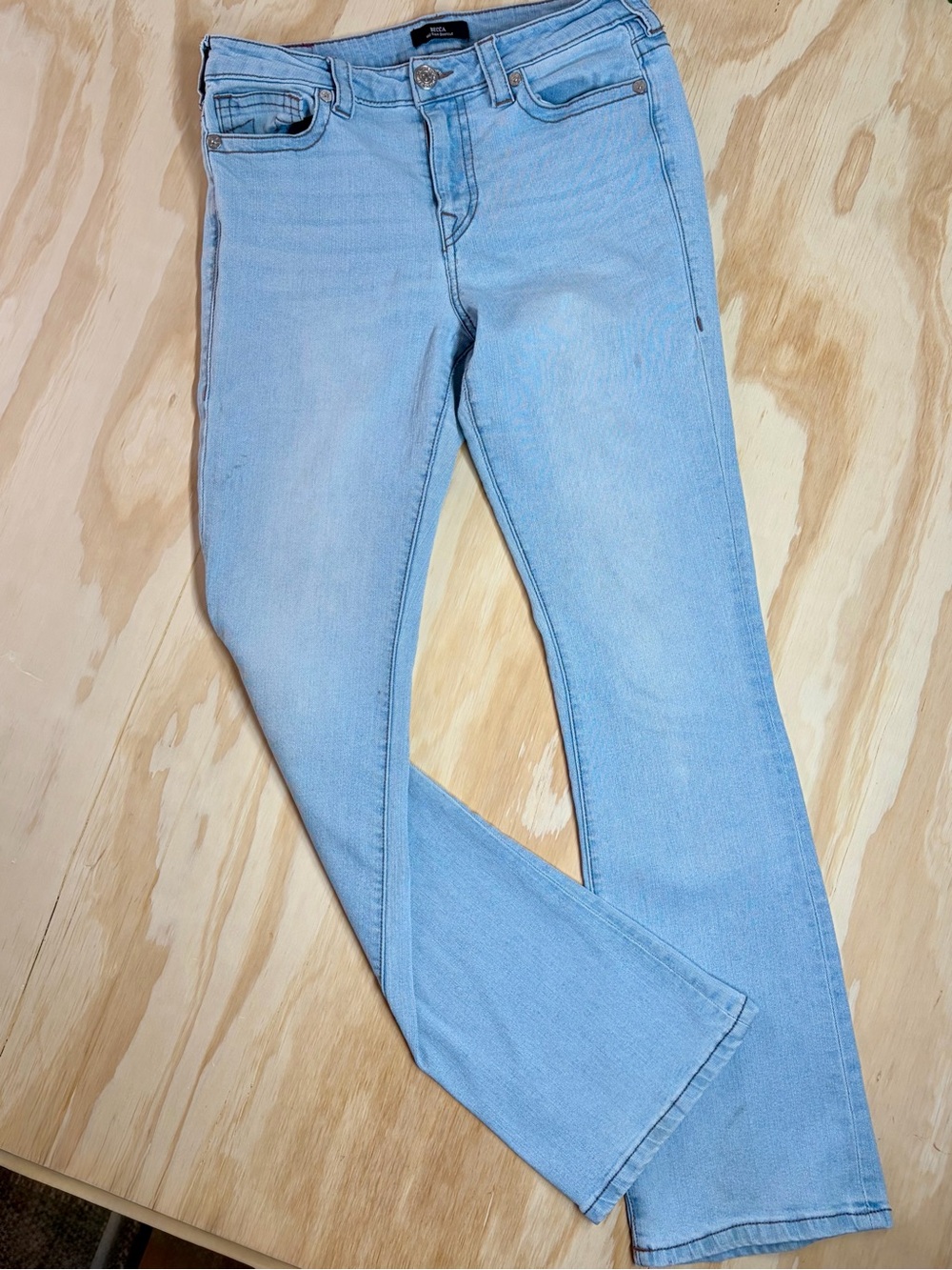 True Religion Becca Mid Rise Bootcut Jeans – Light Wash – Size 30 - Picture 2 of 13